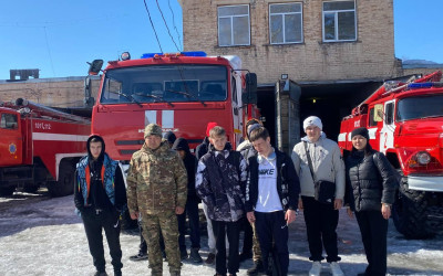Студенты колледжа района Алтай посетили пожарную часть